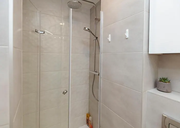 Bagno 7 - Piękny Widok Na Pałac Kultury - Wifi - Smarttv 45cali - Better Warszawa