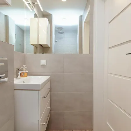 Bagno 7 - Piekny Widok Na Palac Kultury - Wifi - Smarttv 45cali - Better * Varsó